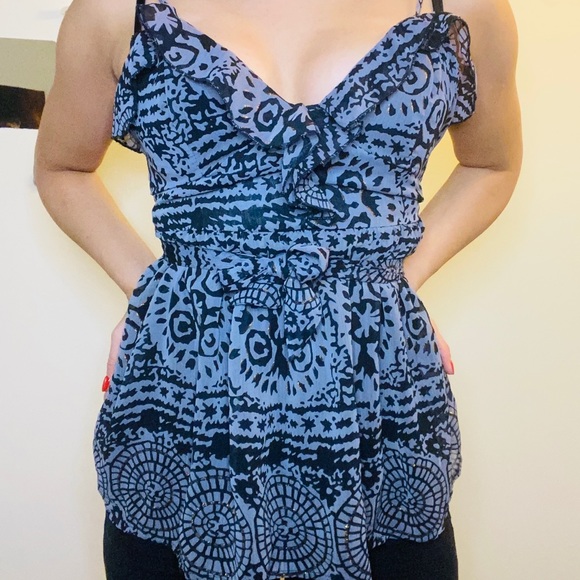 Fancy tank top to go out in - Picture 2 of 8
